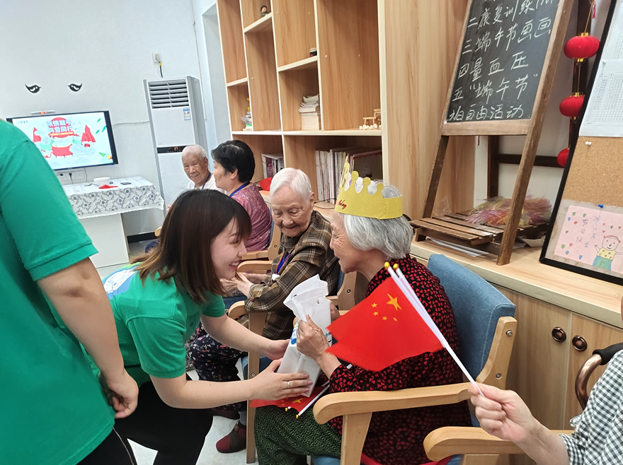 銀海倆寶貝長者生日會(huì) 銀海倆寶貝長者生日會(huì)