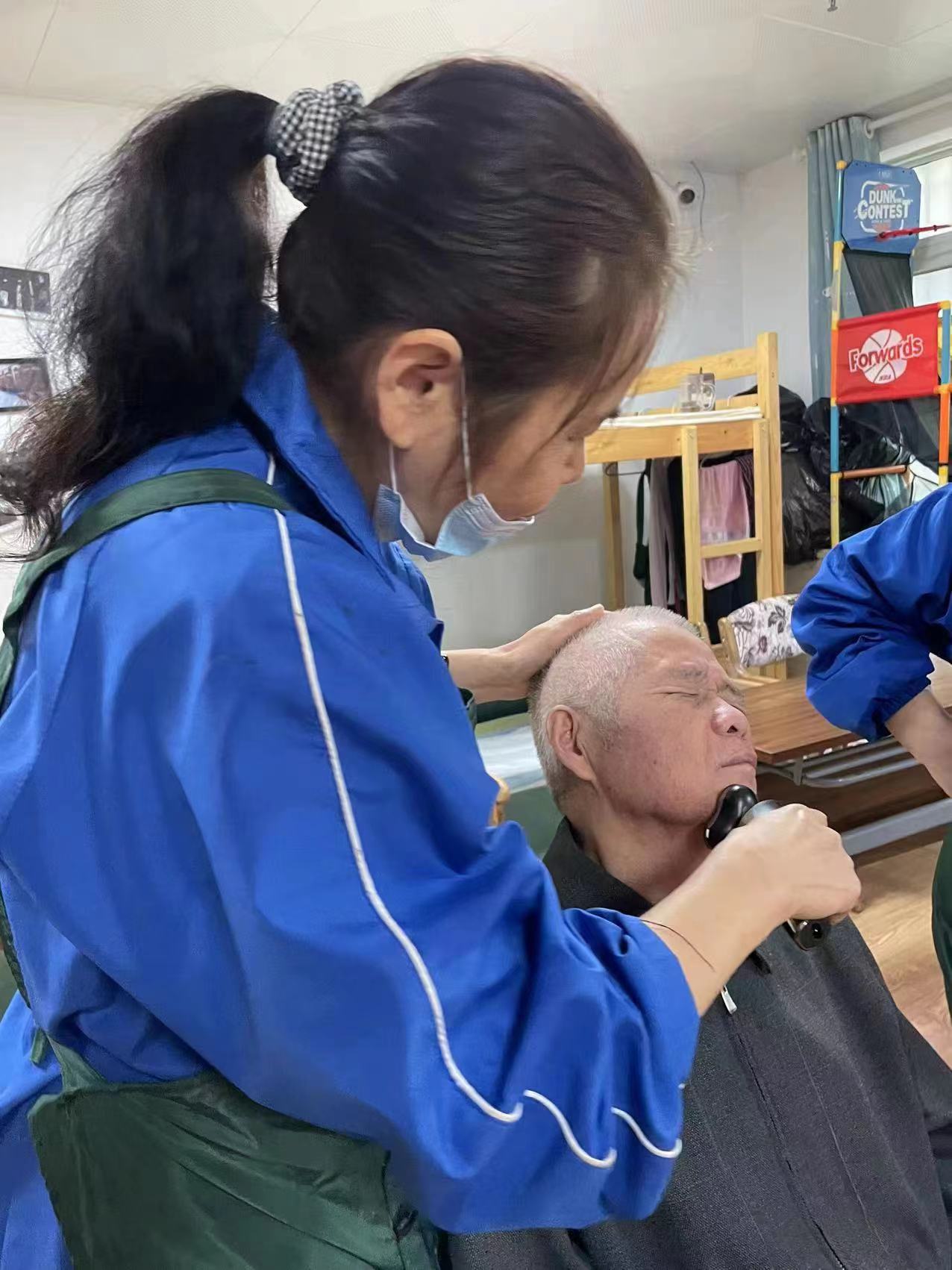 易玲芝日常工作圖片