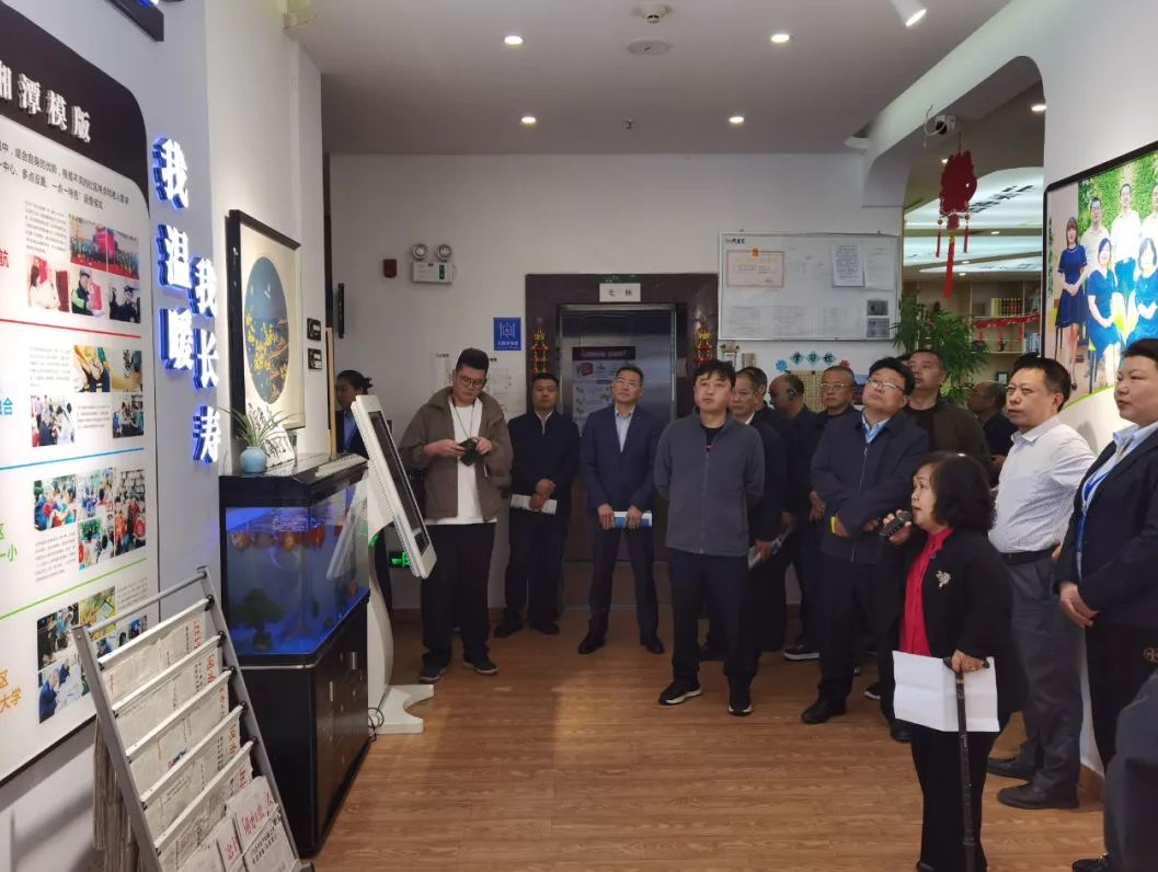 全省14個市州民政局分管領(lǐng)導(dǎo)、養(yǎng)老服務(wù)科科長、縣市區(qū)民政局分管副局長等100余人